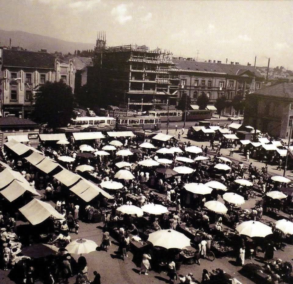 Kvaternikov trg 1960-1961. godina. Gradnja robne kuće Varteks 